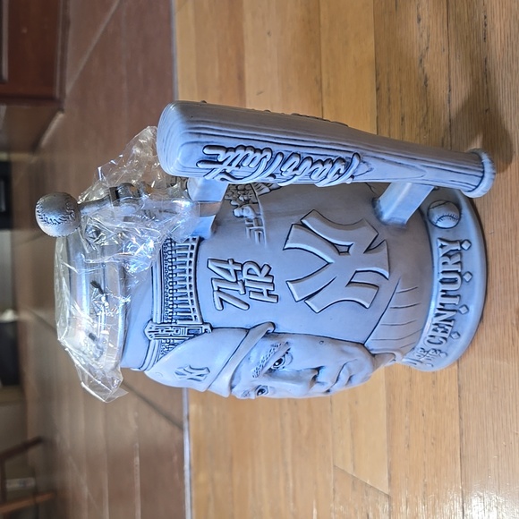 Avon Babe Ruth "Ledgend Of The Century" Beer Stein 1999  Porcelain Collectors - Picture 4 of 16